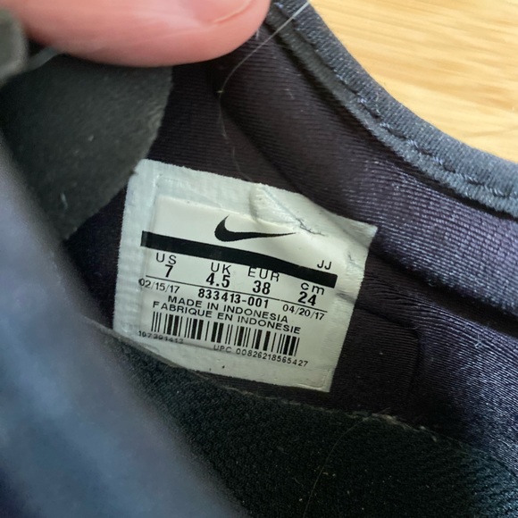 Nike free running shoes - Picture 5 of 5